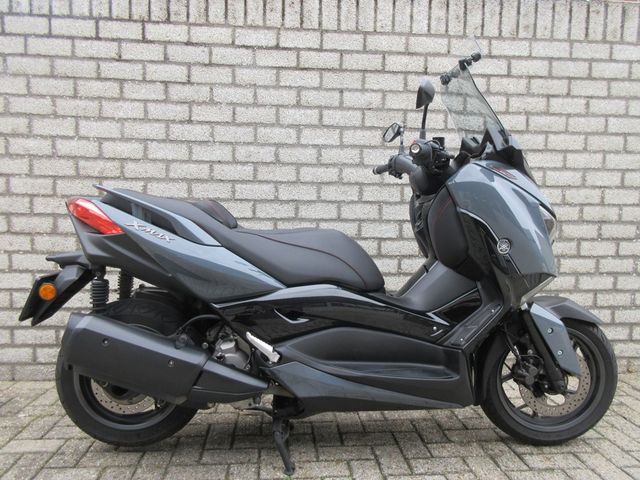 yamaha - x-max-300-tech-max