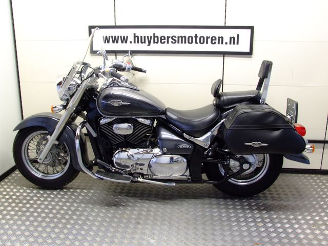 suzuki - c-800-intruder-classic