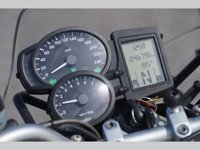 bmw - r-1200-r