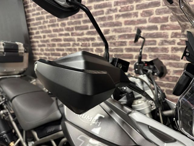 triumph - tiger-800-xrt