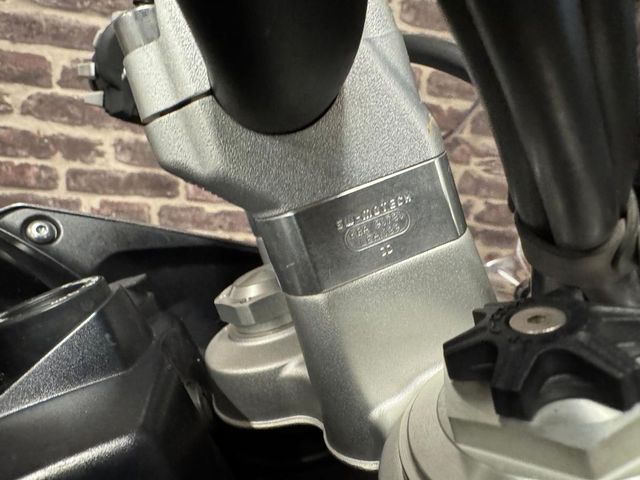 triumph - tiger-800-xrt