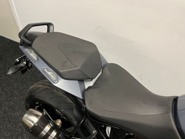 ktm - 1290-super-duke-gt