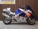 SUZUKI GSX-R 1300 HAYABUSA