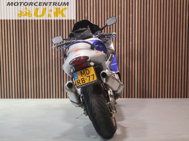 suzuki - gsx-r-1300-hayabusa