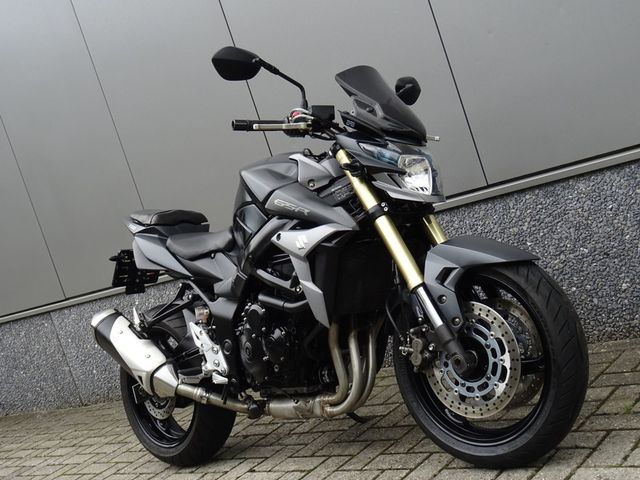 suzuki - gsr-750