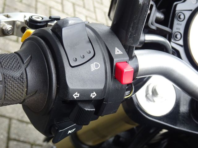 suzuki - gsr-750