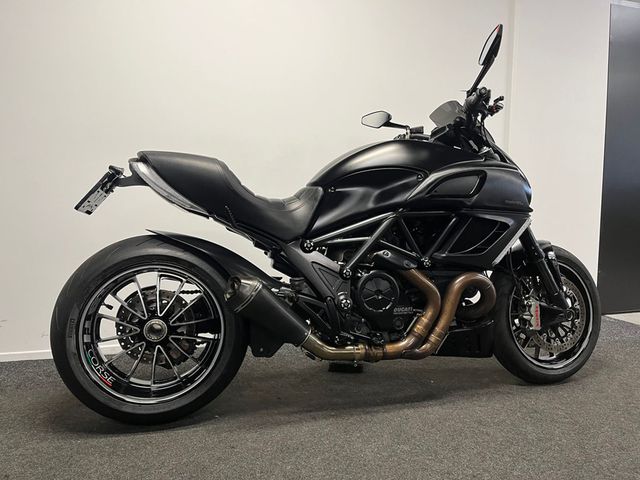 ducati - diavel