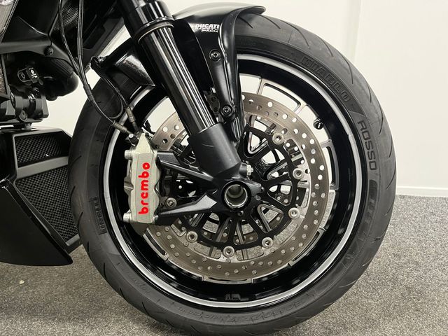 ducati - diavel