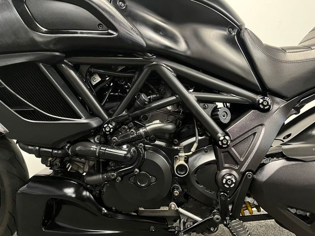 ducati - diavel