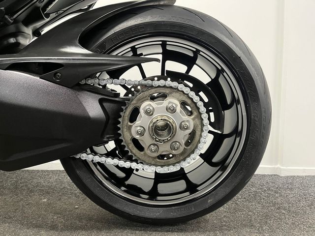 ducati - diavel