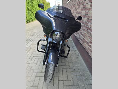 HARLEY-DAVIDSON STREET GLIDE SPECIAL FLHXS – foto 2
