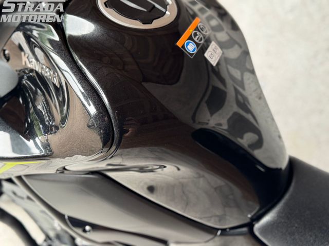kawasaki - z900