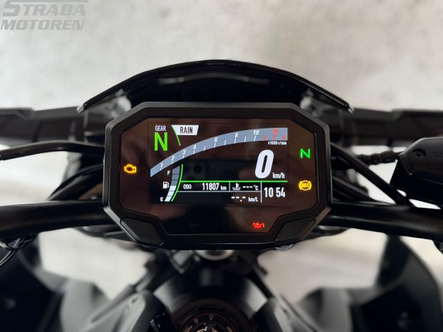kawasaki - z900