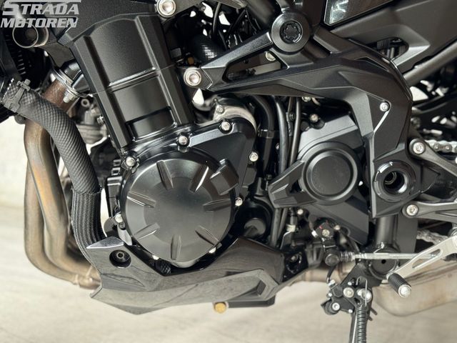 kawasaki - z900