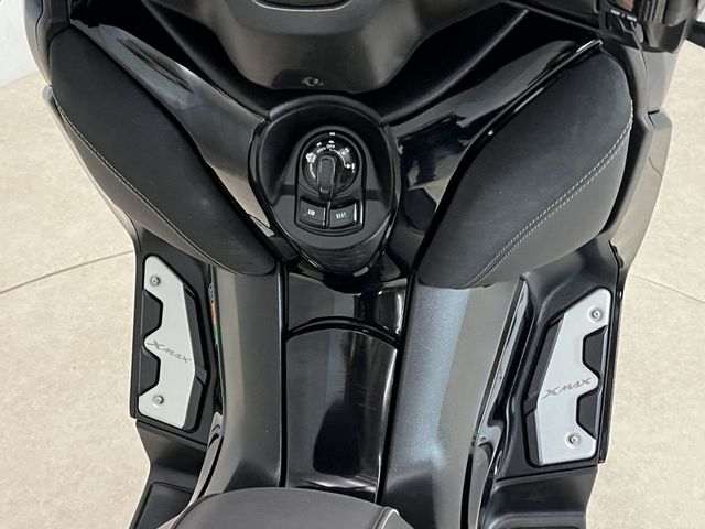 yamaha - x-max-300-abs