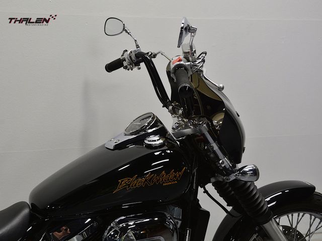 honda - vt-750--dc-black-widow