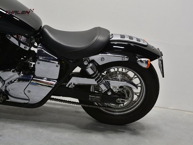 honda - vt-750--dc-black-widow