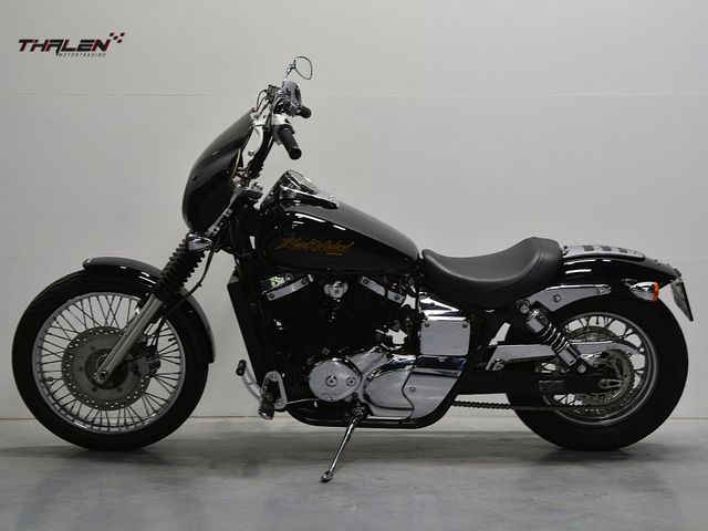honda - vt-750--dc-black-widow
