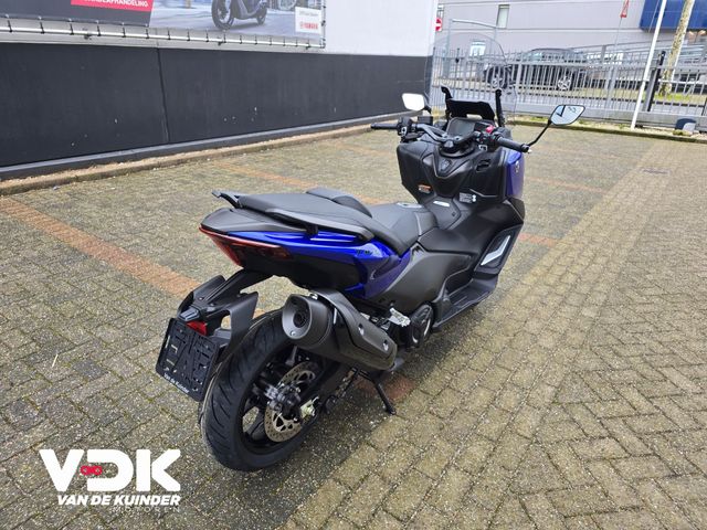 yamaha - tmax-560