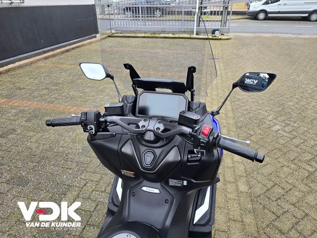 yamaha - tmax-560