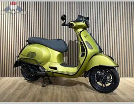 Vespa GTS 300 HPE 2023