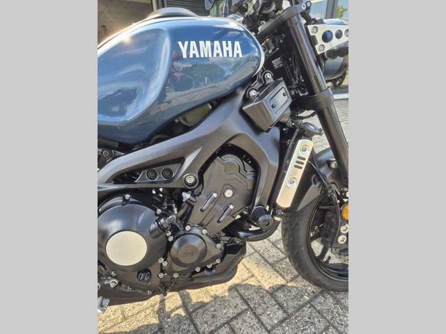 yamaha - xsr-900