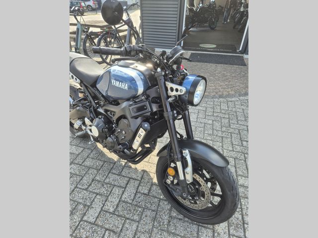 yamaha - xsr-900