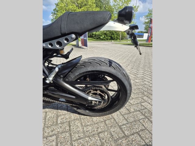yamaha - xsr-900