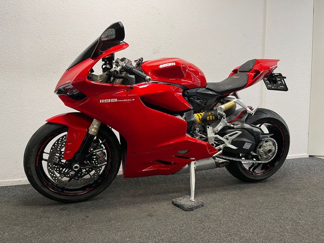 ducati - 1199-panigale