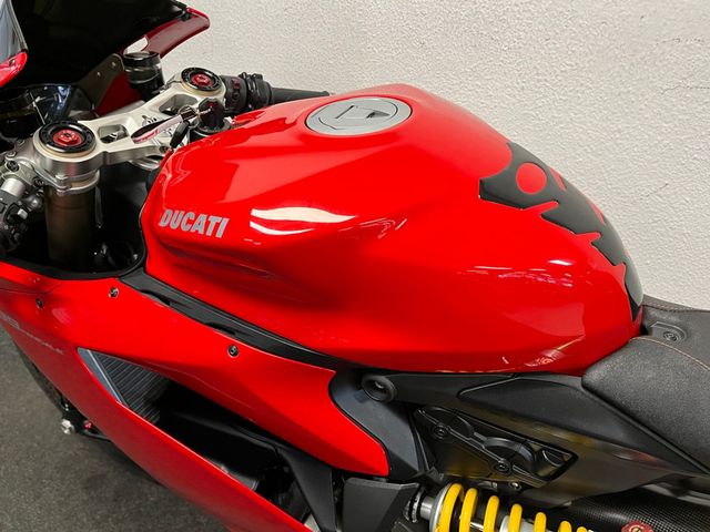 ducati - 1199-panigale