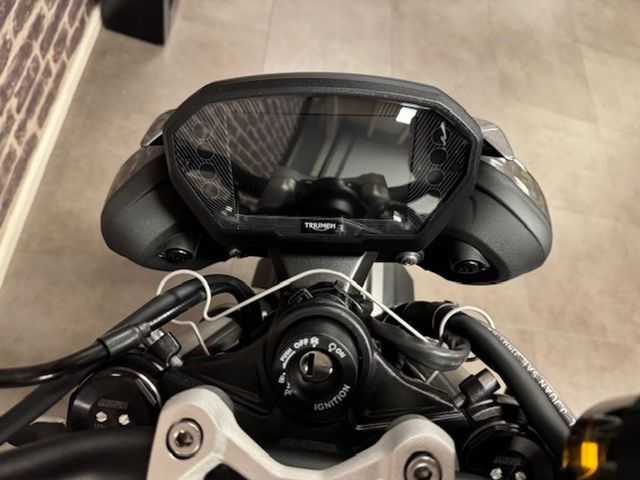 triumph - street-triple-rs