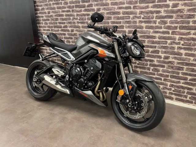 triumph - street-triple-rs