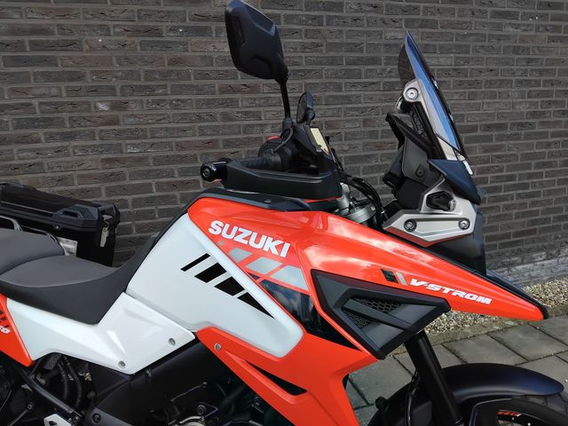 suzuki - v-strom-1050-xta