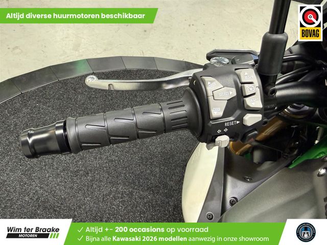 kawasaki - z900-se-performance