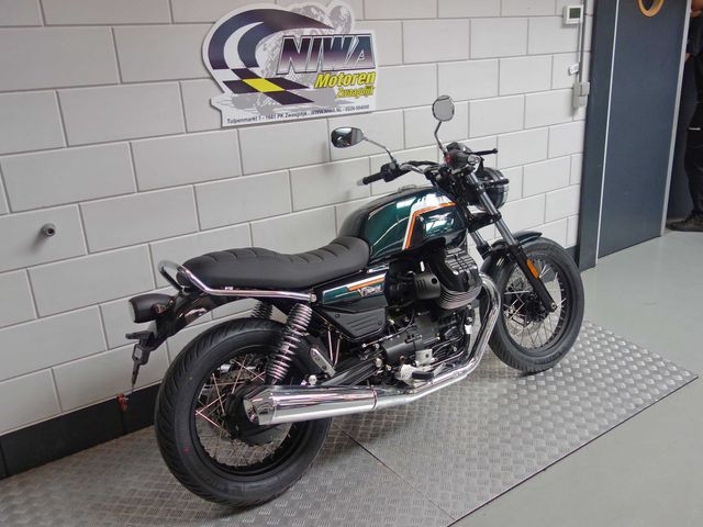 moto-guzzi - v-7-special