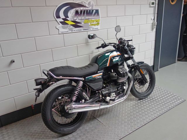 moto-guzzi - v-7-special