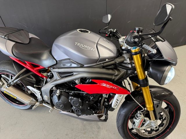 triumph - speed-triple-r