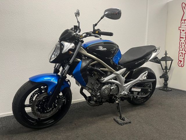 suzuki - sfv-650-gladius