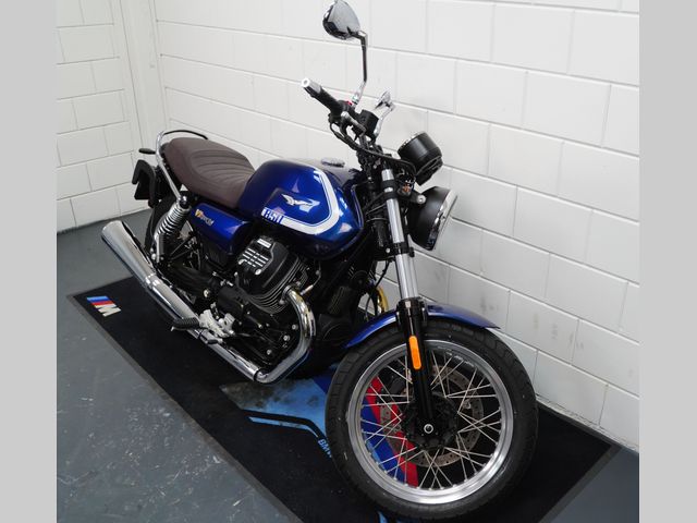 moto-guzzi - v-7-special