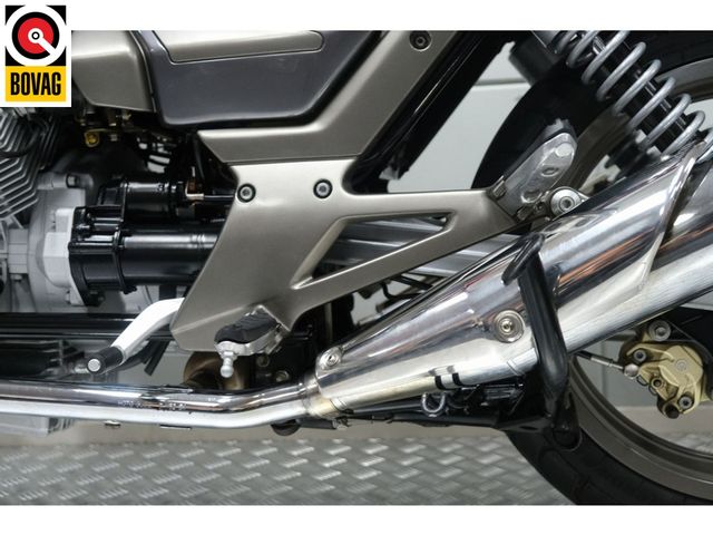 moto-guzzi - 750-breva