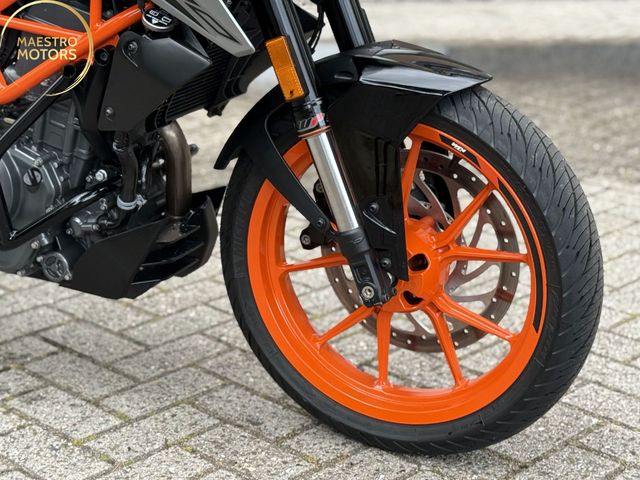 ktm - 390-duke-abs