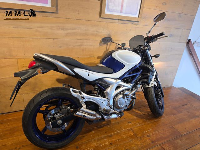 suzuki - sfv-650-gladius