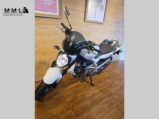 suzuki - sfv-650-gladius
