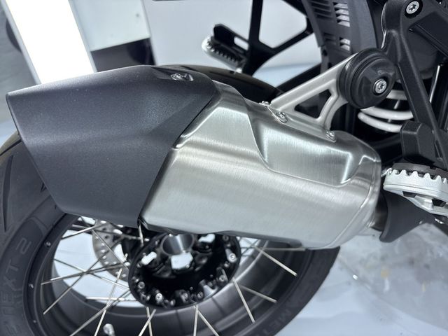 bmw - r-1300-gs-adventure