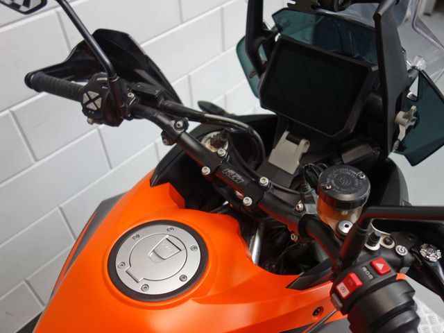 ktm - 1290-super-adventure-s