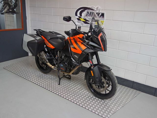 ktm - 1290-super-adventure-s
