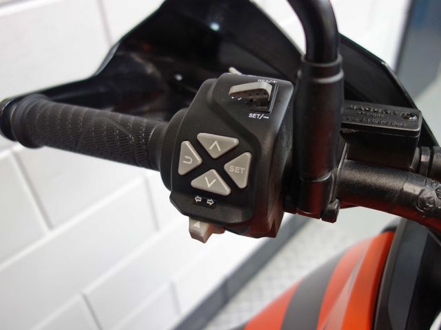 ktm - 1290-super-adventure-s