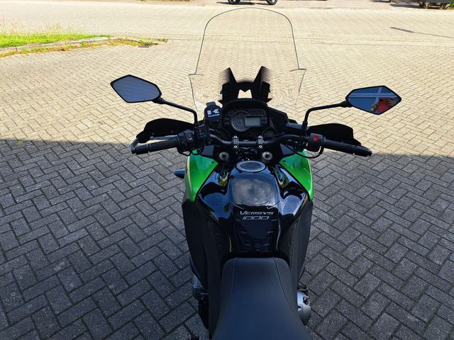 kawasaki - versys-1000-grand-tourer