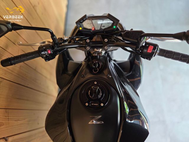 kawasaki - z-800-abs