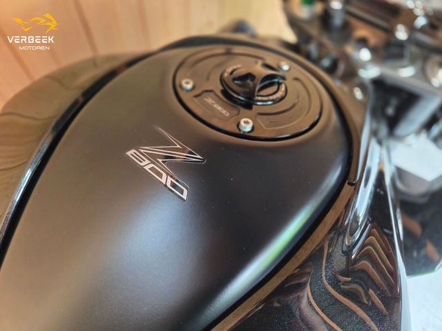 kawasaki - z-800-abs